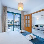 797 Holiday Rentals - Apartamento En Pueblo Del Parque