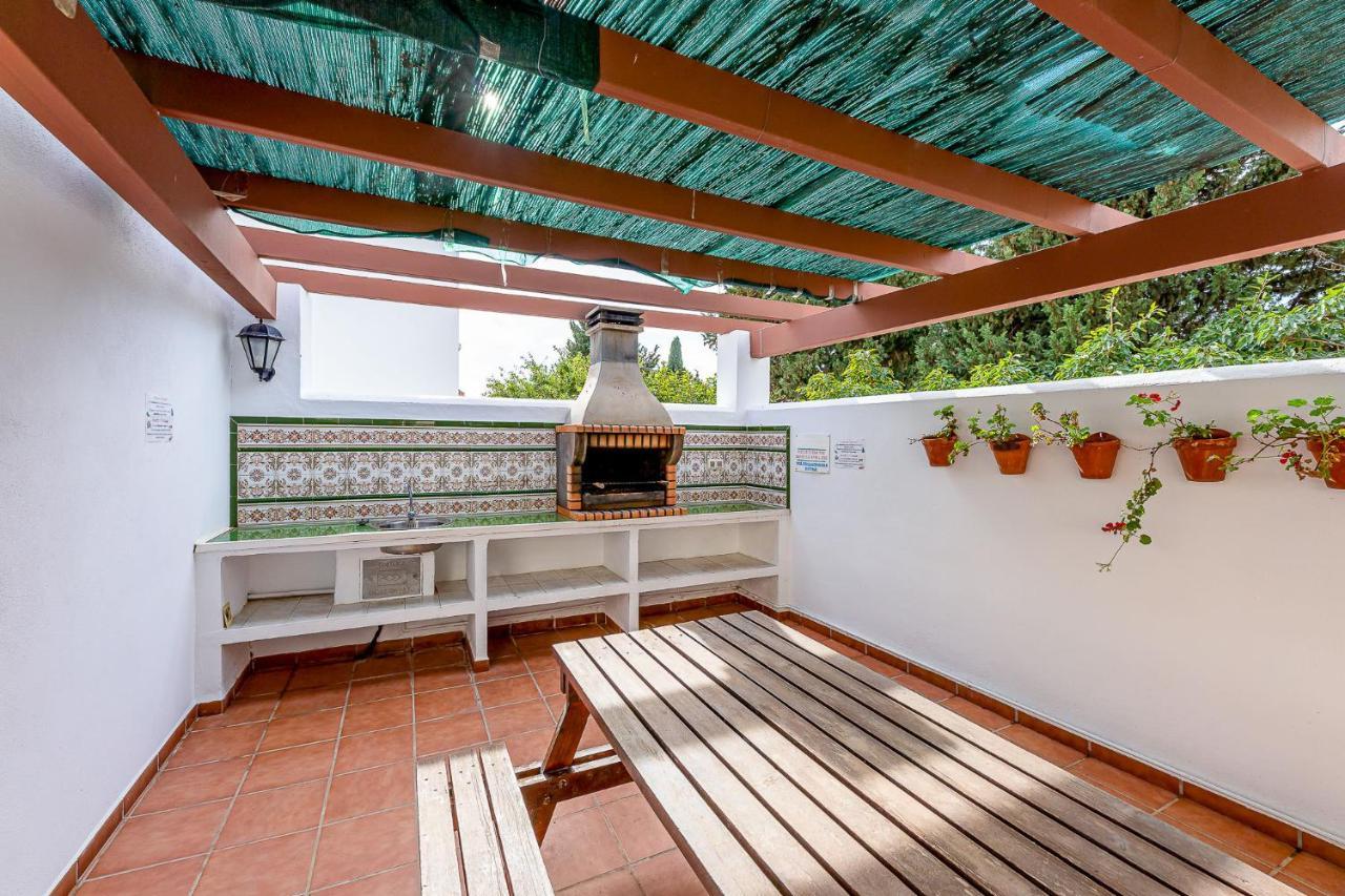 797 - En Pueblo Del Parque Benalmádena